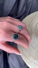 Load image into Gallery viewer, Moss Agate and Copper Ring
