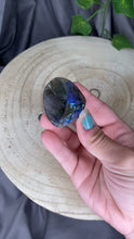 Load and play video in Gallery viewer, Labradorite Pendent
