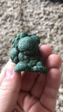 Load image into Gallery viewer, Raw Malachite High Quality
