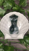 Load image into Gallery viewer, Moss Agate Lady Body
